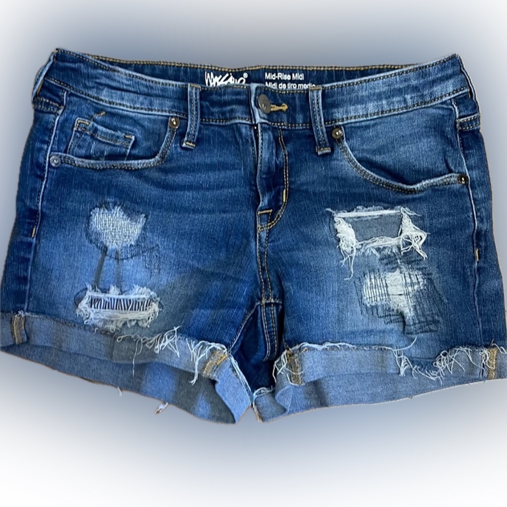 Mossimo Mid Rise MIDI Power Stretch Jean Shorts Distressed Denim sz 2